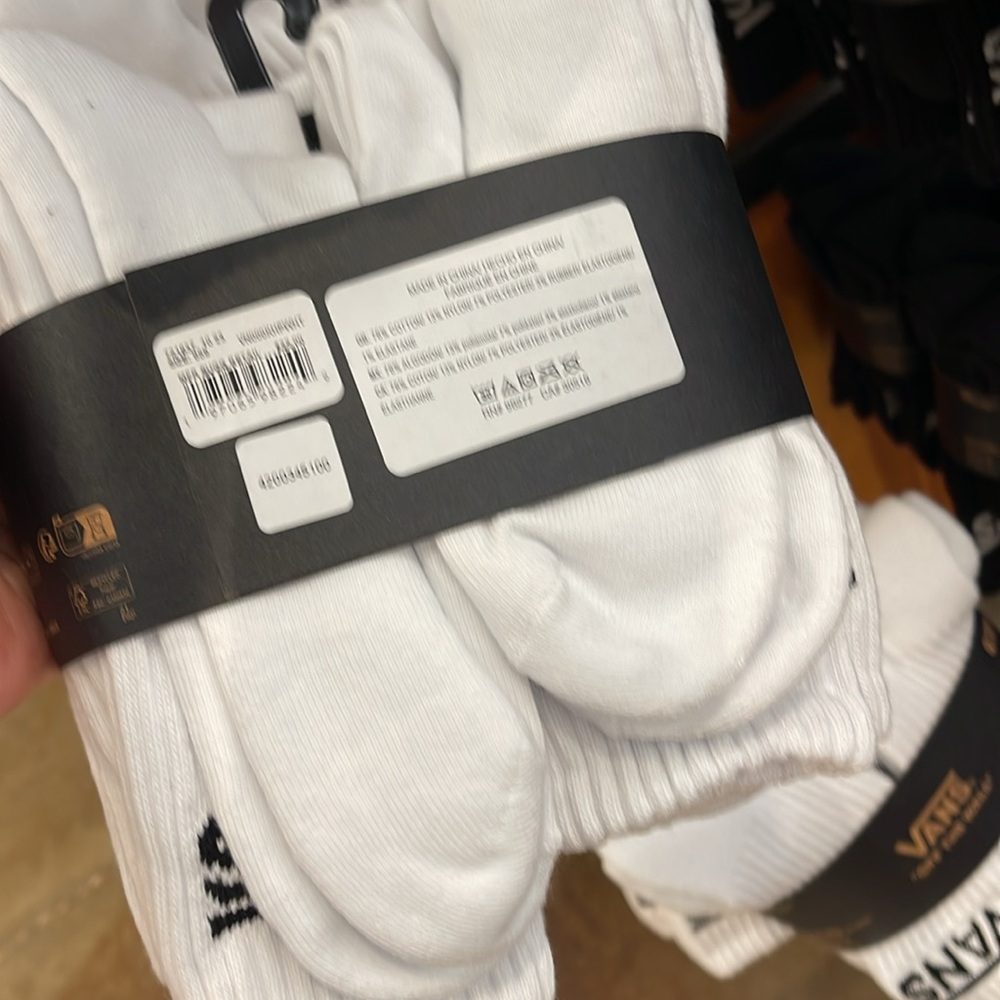 Vans Socks 6 pairs set CREW VANS.
"OFF THE WALL" White/Black 
NWT - Picture 6 of 16
